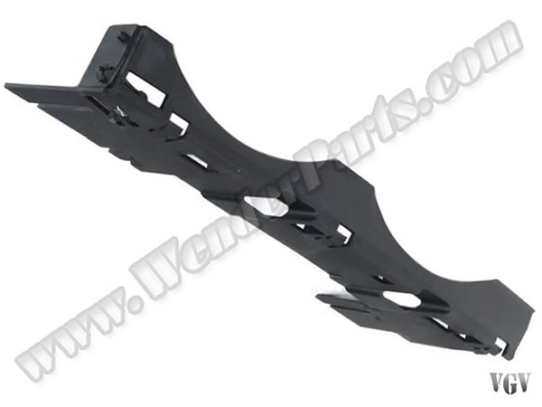 Far Alt Çitası E38 Sağ (Plastik) 1999-01 - 51138236890