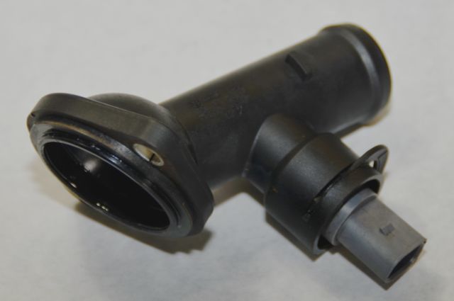 Termostat Yuvası Komple Golf5-Jetta-Passat-Caddy-L 03G121121D