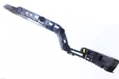 Tampon Bağlantı Braketi Arka Sağ Passat 11-15 3Ae807394