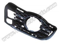 Tampon Izgarası W204 Ön Sağ; Kısm.Açık -Avg- 2007-10