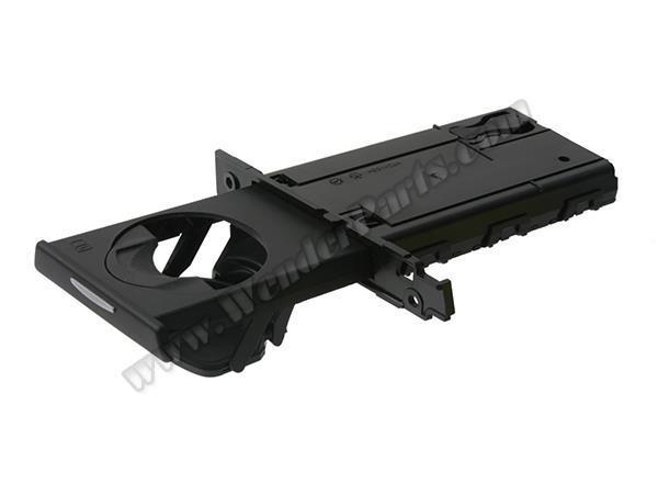 Bardaklık E90+LCI Ön Sağ; (Siyah) - 51459173469