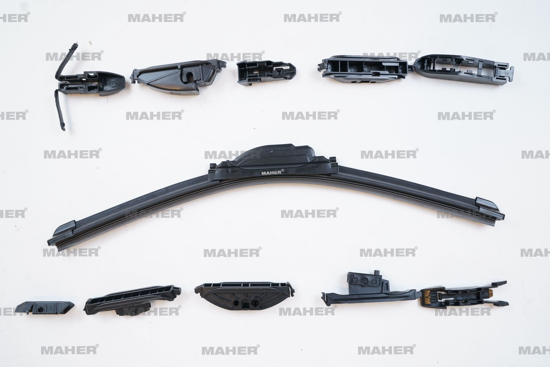 Silecek Süpürgesi Muz Tip Üniversal 16 Aparatlı 16'' (400Mm) 29961