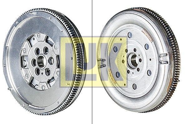 Vw Tiguan 1,4Tsı Cavd Volant 03C105266K 03C105266K 06F105266J