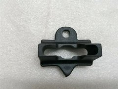 KAPUT KİLİT PLASTİĞİ E66 BMW 51237141051