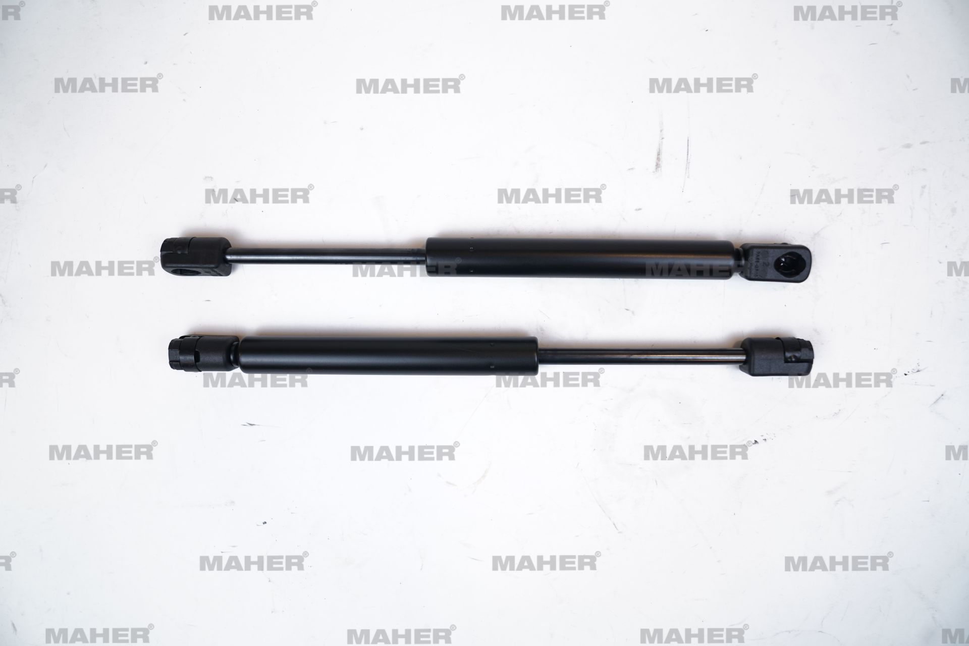 Amortisör Bagaj Kapak Bora  98-05 1J2 / Passat 96-00 3B2 / Toledo Iı 99-06 1M2 / Mazda 6 07-13 Sedan 1M5827550B