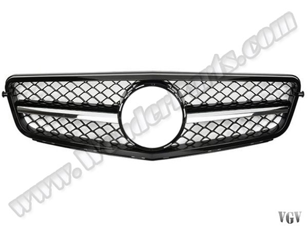 Panjur W204 Krom/Siyah (Siyah Çerçeve) -AMG C63- 2007-14 - 2043111