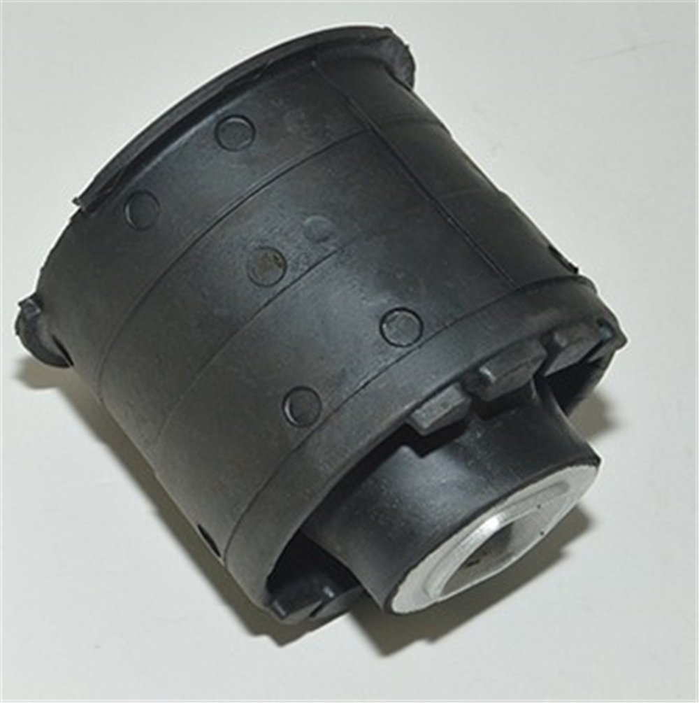 TRAVERS TAKOZU LAND ROVER KHC000050