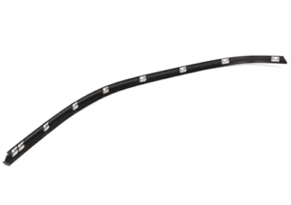 KAPI ÜST NİKELAJI E39/R ARKA SİYAH BMW 51348185272