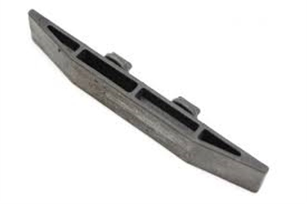 RADYATÖR ÜST DENGE BRAKETİ E60 BMW 17117520335