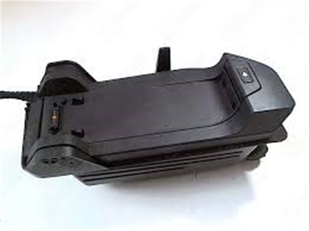 TELEFON ŞARJ TERTİBATI BMW E60,E61,E90 84116942500