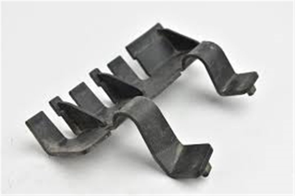 TAMPON BRAKETİ ARKA/L DIS.3 LAND ROVER DQL000071
