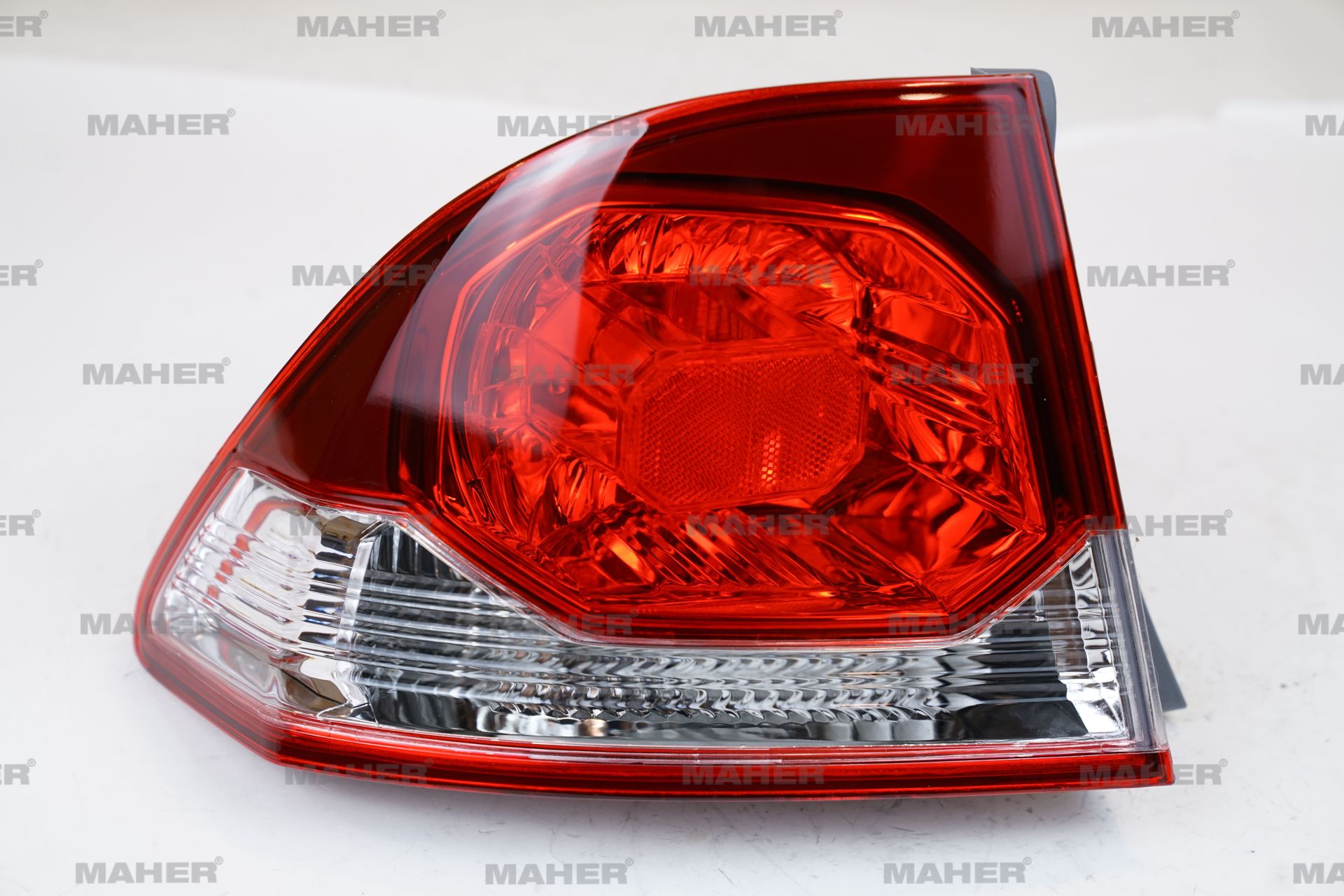 STOP LAMBASI CIVIC 10-12 FD6 SEDAN LEDLİ DIŞ SOL
