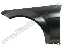 Çamurluk W204 Ön Sol (Alüminyum) 2007-14 - 2048801318A