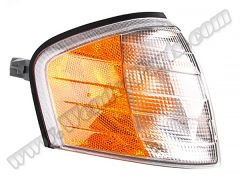 Sinyal W202 Sağ; Beyaz Sarı-Köşeli USA-Model 1993-00