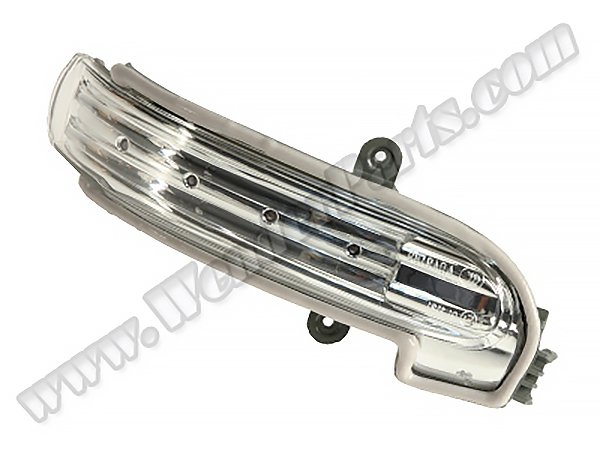 Ayna Sinyali W203 Beyaz Sağ 2005-06 - 2038201621