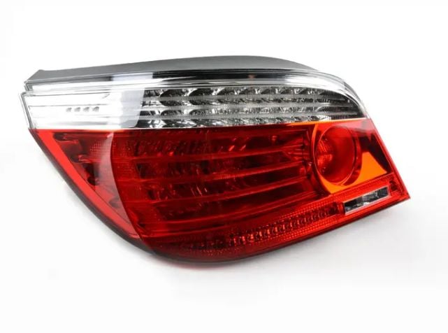 STOP LAMBASI BEYAZ L LEDLİ BMW SOL E60 5 SERİSİ 2009-2011 63217361591