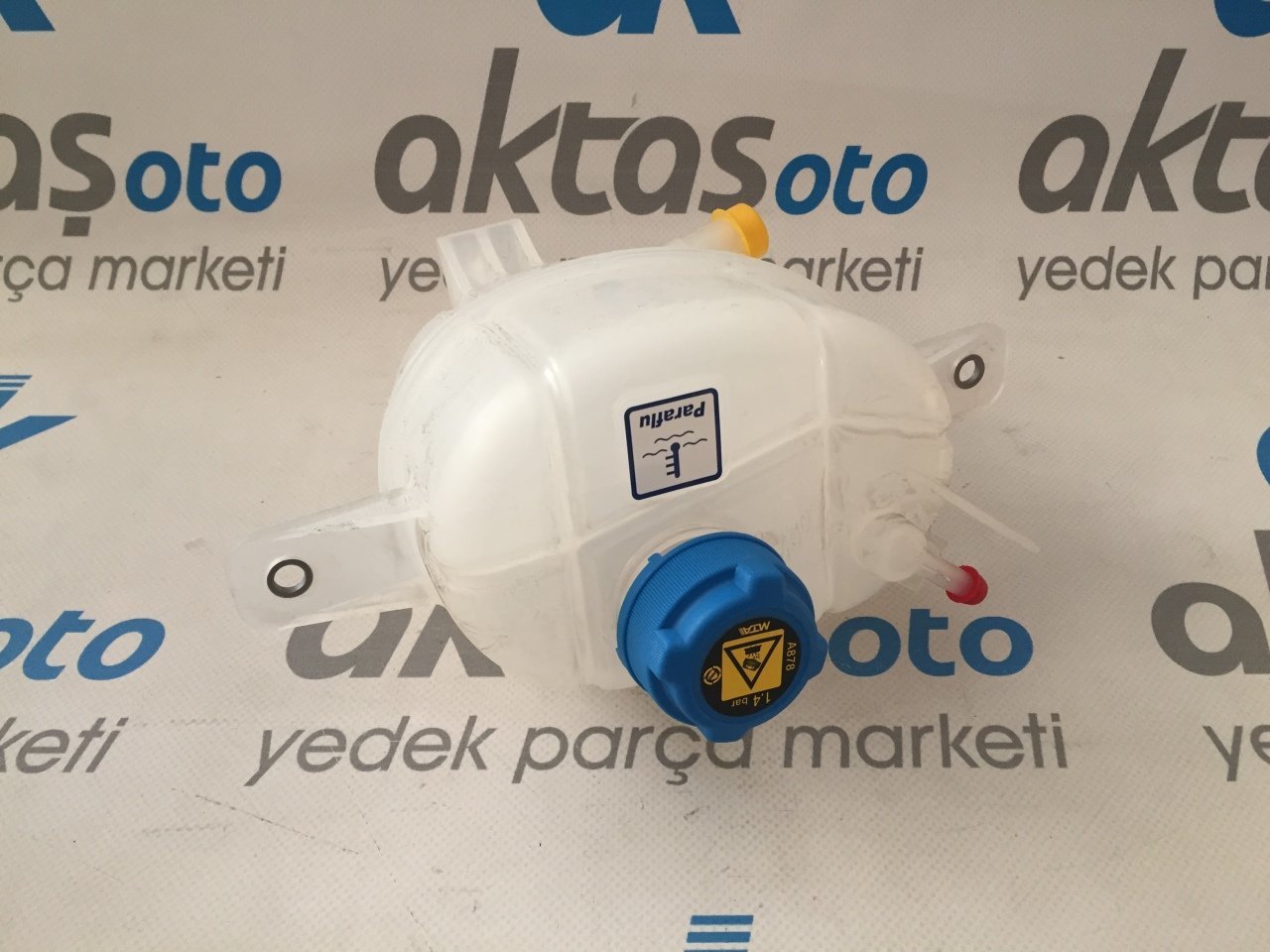 Fiat Fiorino Radyatör Ek Deposu
