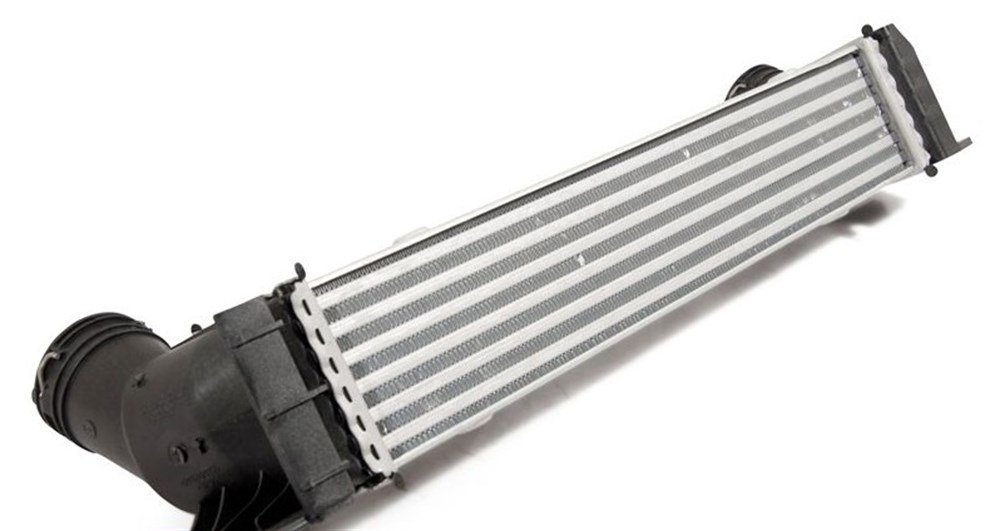 TURBO RADYATÖRÜ BMW 17517524916