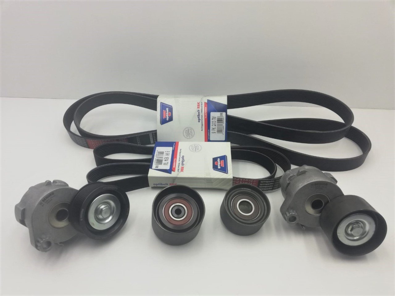 Axor 457 Y.M. Klimalı Kasnak Bakım Kiti / Gergi 4572003070 + 4572003170 + Kasnak 0005501633 + 4572001070 + Kayış 9Pk2338 + 8Pk1614 51.1002.1011