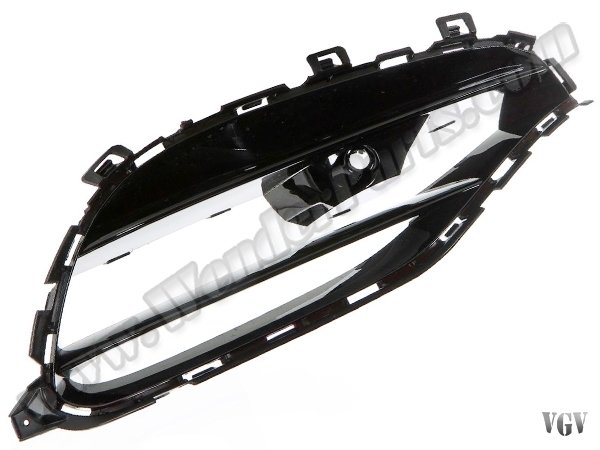 Tampon Izgarası W176 Ön Sağ -AMG A45- 2015-18 - 1768855400