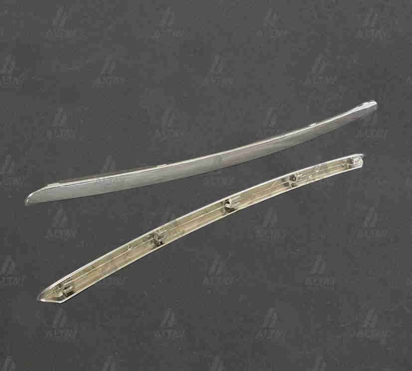 Panjur Sonata 05=> Üst (Kaput Uç Kromu) 863553K000