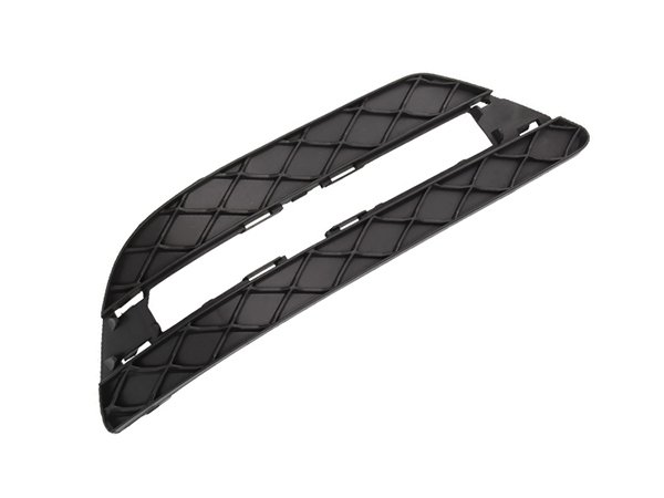 Tampon Izgarası W204 Ön Sağ (Kapalı) 2011-14 - 2048803324P1