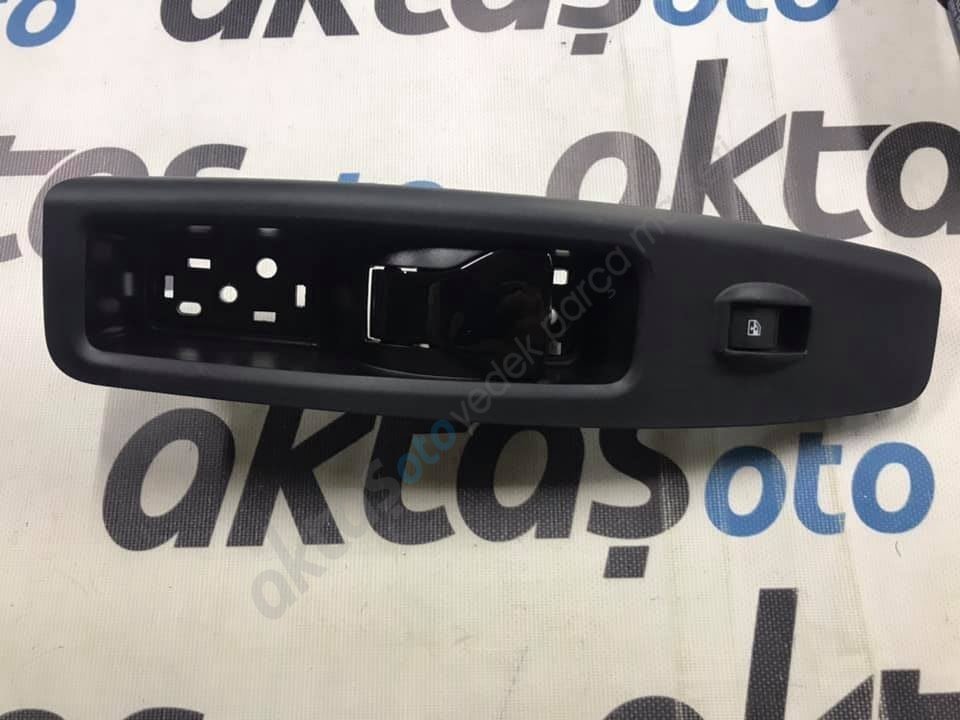Fiat Doblo 2011-2015 Cam Butonu Sağ